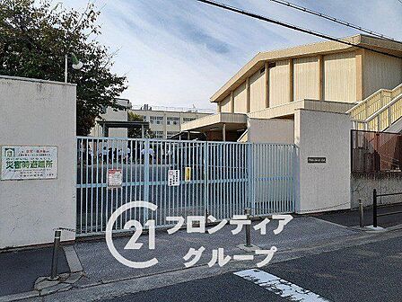 大阪市立南百済小学校 徒歩8分。 590m