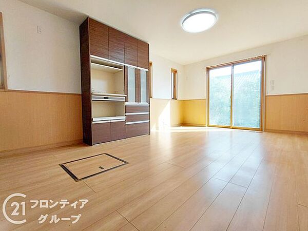 リビング/ダイニングを拡大表示