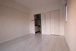 ルービンス宇品海岸 10階1Kのリビング/ダイニング