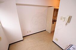 広島電鉄8系統 別院前駅 徒歩2分の賃貸マンション 2階ワンルームのリビング/ダイニング