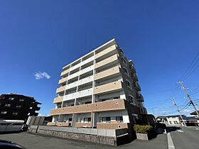 ラ・フォンテーヌ 305 ｜ 静岡県袋井市愛野東２丁目（賃貸マンション1LDK・3階・47.30㎡） その1