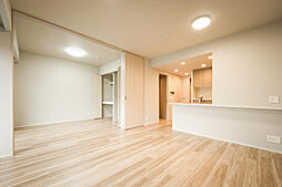 デュオヒルズ岩崎町レジデンス 3階3LDKのリビング/ダイニング