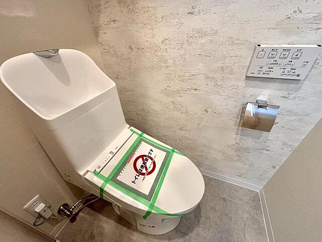 トイレ モンテベルデ横浜 10階/-