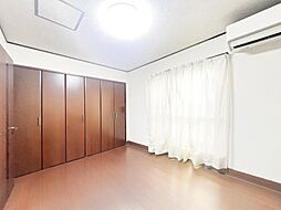 寝室の画像