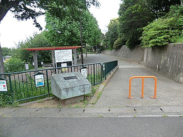 周辺を拡大表示
