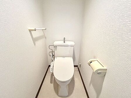 清潔感のある水洗トイレです♪