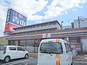 セブンイレブン　草津野村4丁目店まで900メートル
