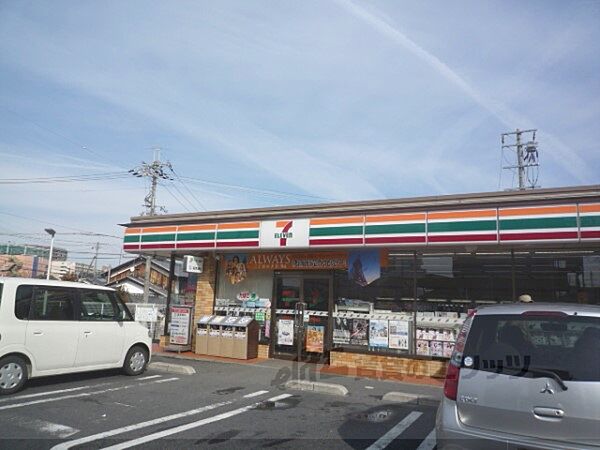 画像21:セブンイレブン　草津野路店まで770メートル