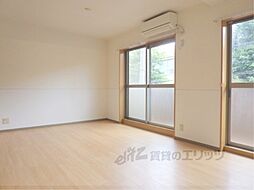 プチフルール千 2階2LDKのリビング/ダイニング