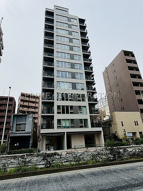 7 / 32