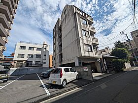 リューレント歩行町 3A 号室 ｜ 愛媛県松山市歩行町1丁目（賃貸マンション1K・3階・25.31㎡） その1