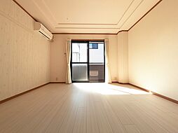 プランドール 106 号室 1階1Kのリビング/ダイニング