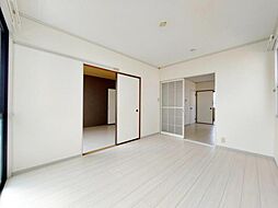 グリーンパーク新井 A201 号室 2階3DKのリビング/ダイニング