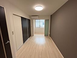 シャイン・ウェスト 203 号室 2階1LDKのリビング/ダイニング