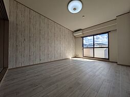 アビターレ・エッセ 405 号室 4階1DKのリビング/ダイニング