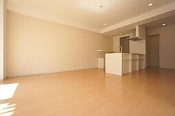 via　FIORE 201 号室 2階3LDKのリビング/ダイニング