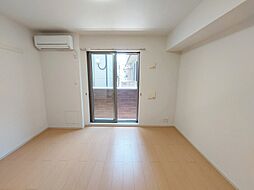 イーストハイツ 101 号室 1階ワンルームのリビング/ダイニング