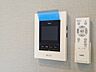 玄関：TVモニターホン