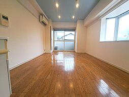 メゾン・ド・リオス 206 号室 2階1Kのリビング/ダイニング