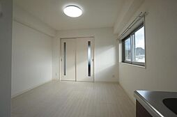 メゾンドール平和通 201 号室 2階1LDKのリビング/ダイニング