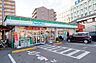 周辺：ファミリーマート 朝生田町一丁目店