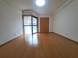 フォレスタージュ 102 号室