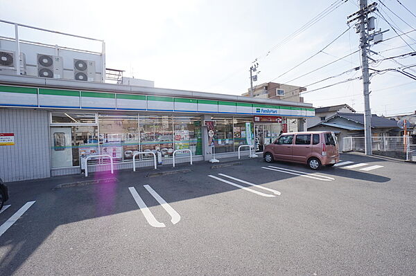 画像12:ファミリーマート 松山松末店