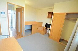 レオパレスＹＭ　Ｌｉｂｅｒｔｙ　Ｐｌａｃｅ 207 号室 2階1Kのリビング/ダイニング