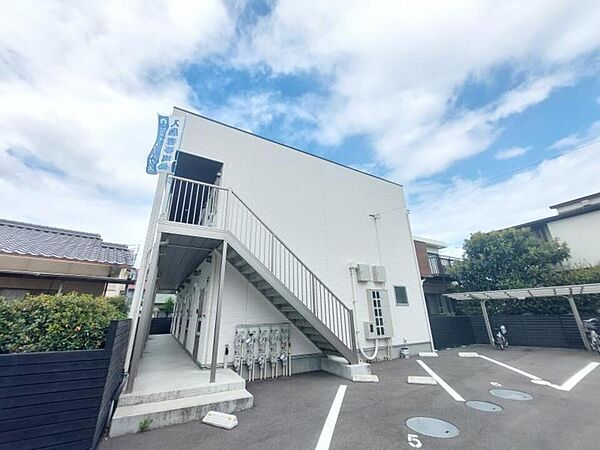 ゲレンデヴァーゲン森松 203 号室｜愛媛県松山市森松町(賃貸アパート1DK・2階・23.60㎡)の写真 その1