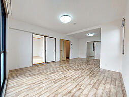 ハイカムール南 B-101 号室 1階2LDKのリビング/ダイニング