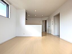 ＭＫＯ中須賀Ｂ 201 号室 2階1LDKのリビング/ダイニング