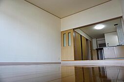 アビターレ・エッセ 405 号室 4階1DKのリビング/ダイニング