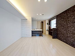 シャーメゾンマヒナ 203 号室 2階1LDKのリビング/ダイニング