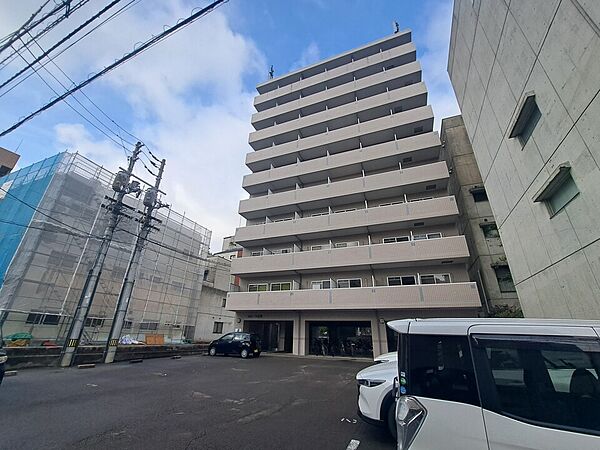 カローラ東雲 806 号室｜愛媛県松山市東雲町(賃貸マンション1R・8階・27.80㎡)の写真 その1