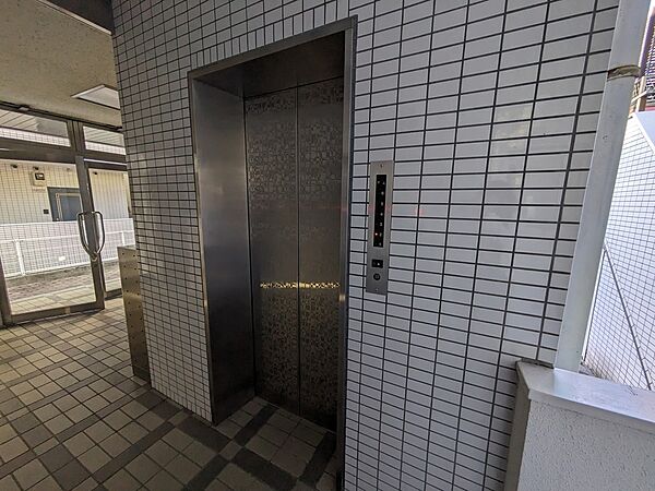 画像26:エレベーター