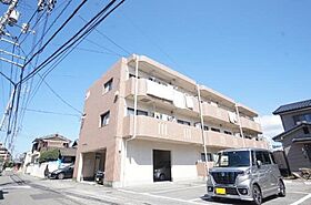 レ・セーナ小坂 201 号室 ｜ 愛媛県松山市小坂5丁目（賃貸マンション2LDK・2階・58.57㎡） その1