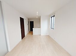 リラフォート西垣生 202 号室 2階2LDKのリビング/ダイニング