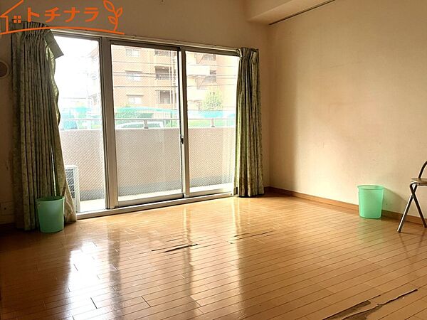 室内を拡大表示
