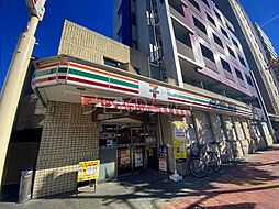 セブンイレブン大田区南蒲田1丁目店 44m