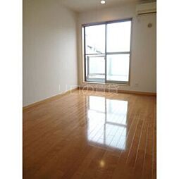 フレンドリーWEST 102 1階ワンルームのリビング/ダイニング