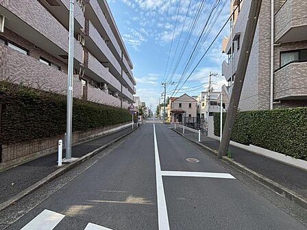 毎日の暮らしに寄り添う、優しい雰囲気の外観が魅力です。