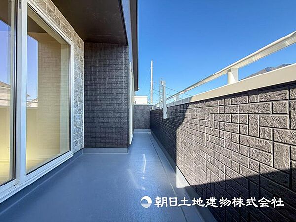 バルコニーを拡大表示