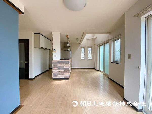リビング/ダイニングを拡大表示