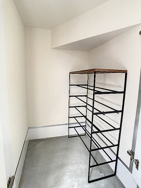 GARAGE BOX