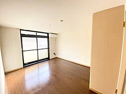 オフィスステーション 1階1Kのリビング/ダイニング