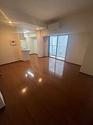 横濱ユーロタワー 203 2階1LDKのリビング/ダイニング