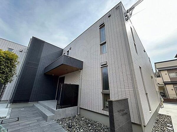 Your Maison Chi・Kanon ｜大阪府豊中市柴原町３丁目(賃貸アパート1LDK・1階・42.26㎡)の写真 その1