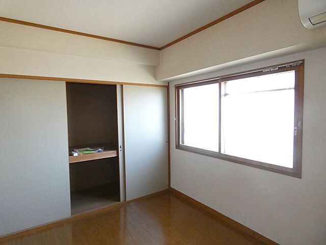 寝室