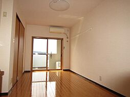 プラシード 101 1階1LDKのリビング/ダイニング