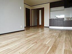 グリーンヒルズ大前 2階2LDKのリビング/ダイニング